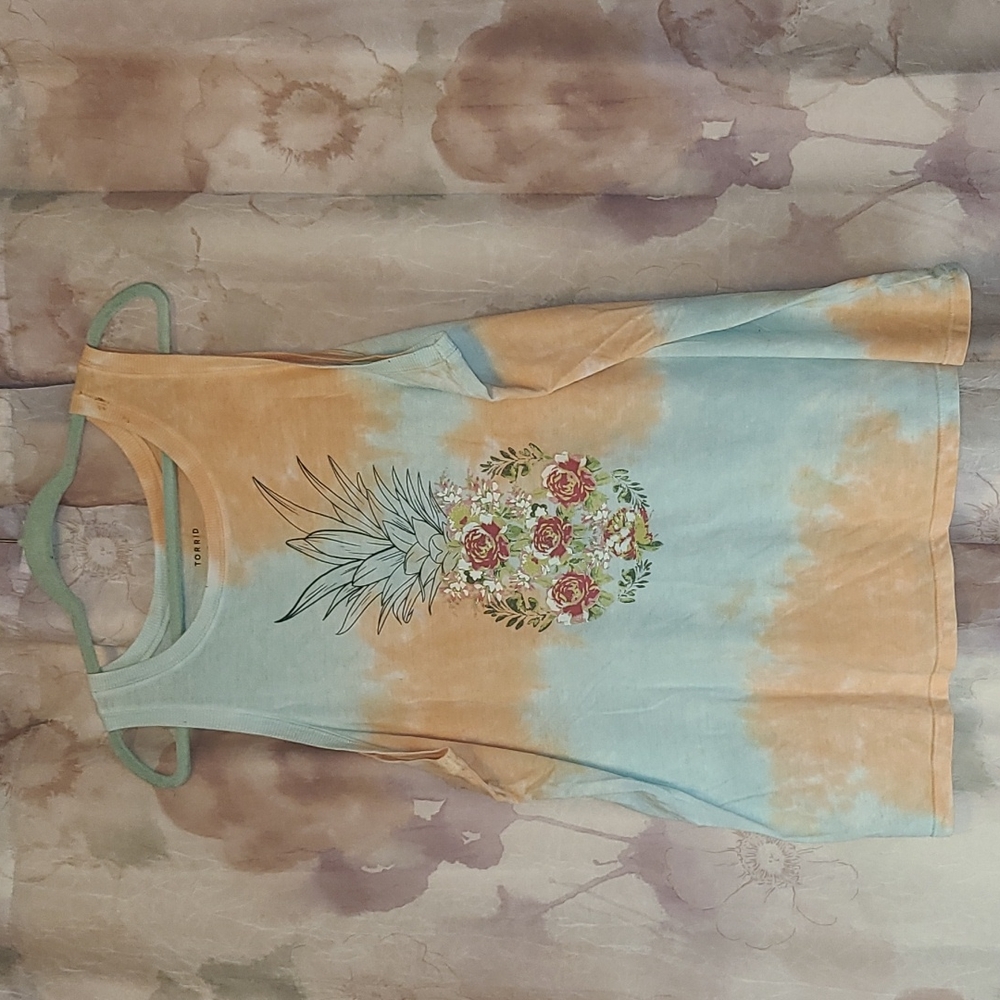 Torrid Top 2x - Picture 2 of 4